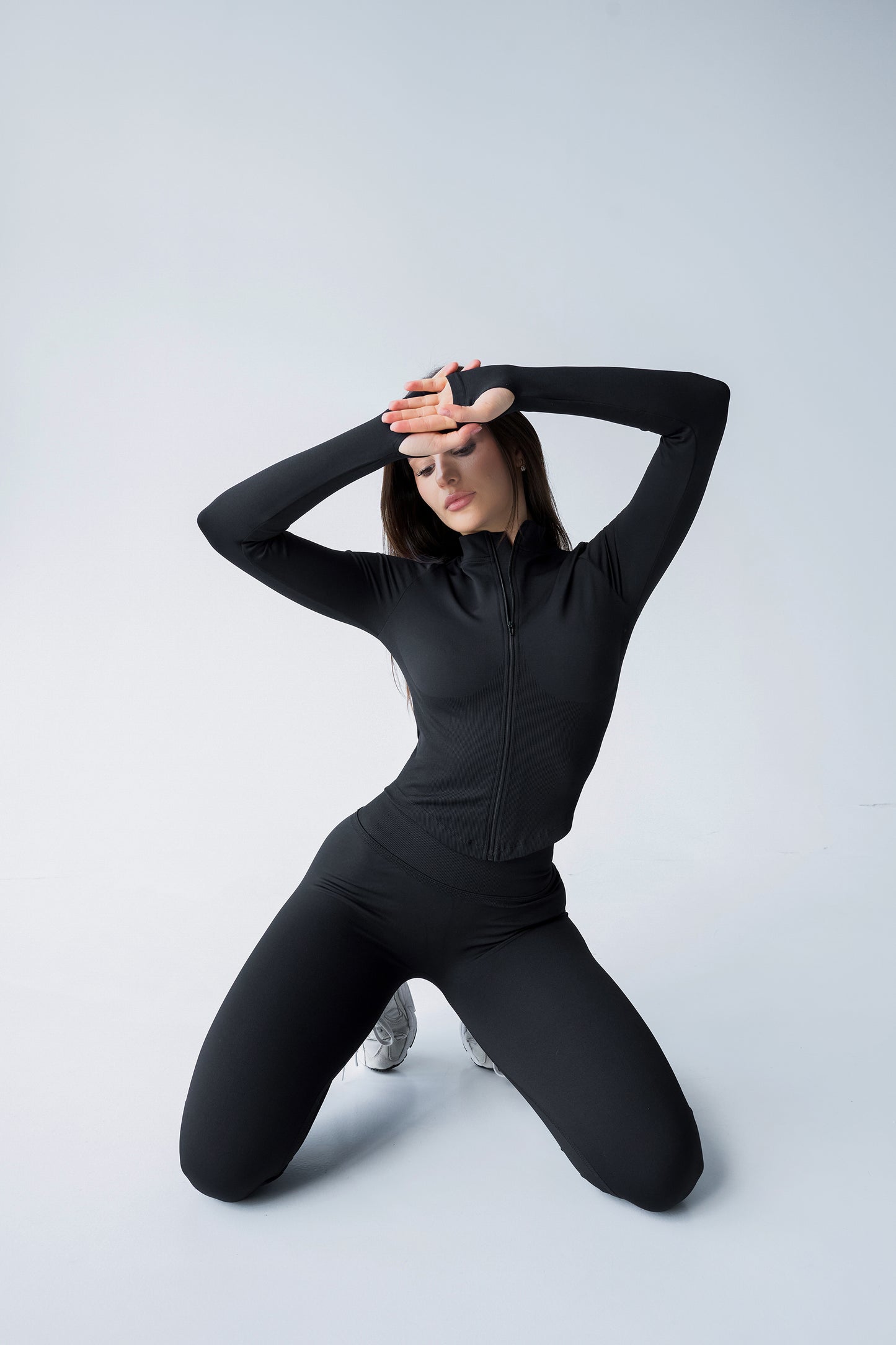 лонгслів RAVE чорний